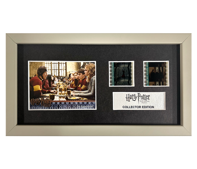 Harry Potter & the Half Blood Prince | 2 Cell with Original Trading Card Display