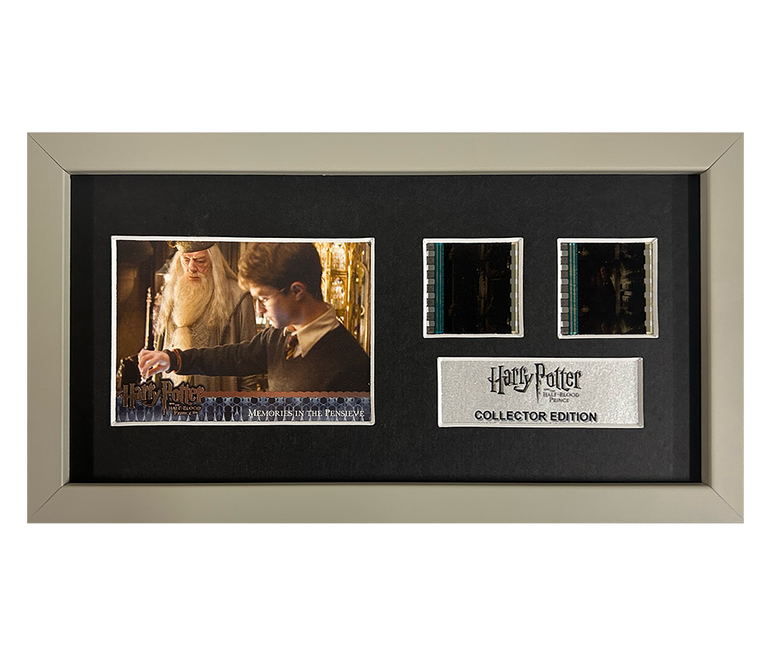 Harry Potter & the Half Blood Prince | 2 Cell with Original Trading Card Display