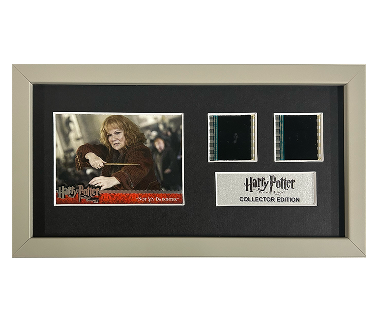 Harry Potter & Deathly Hallows Pt2 | 2 Cell with Original Trading Card Display
