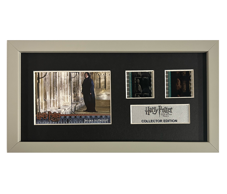 Harry Potter & the Half Blood Prince | 2 Cell with Original Trading Card Display