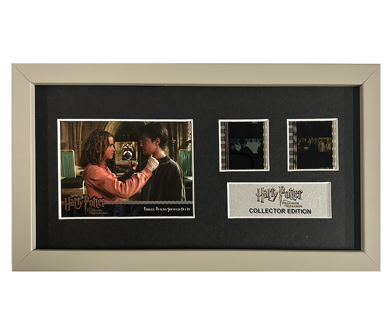 Harry Potter & the Prisoner of Azkaban | 2 Cell with Original Trading Card Display