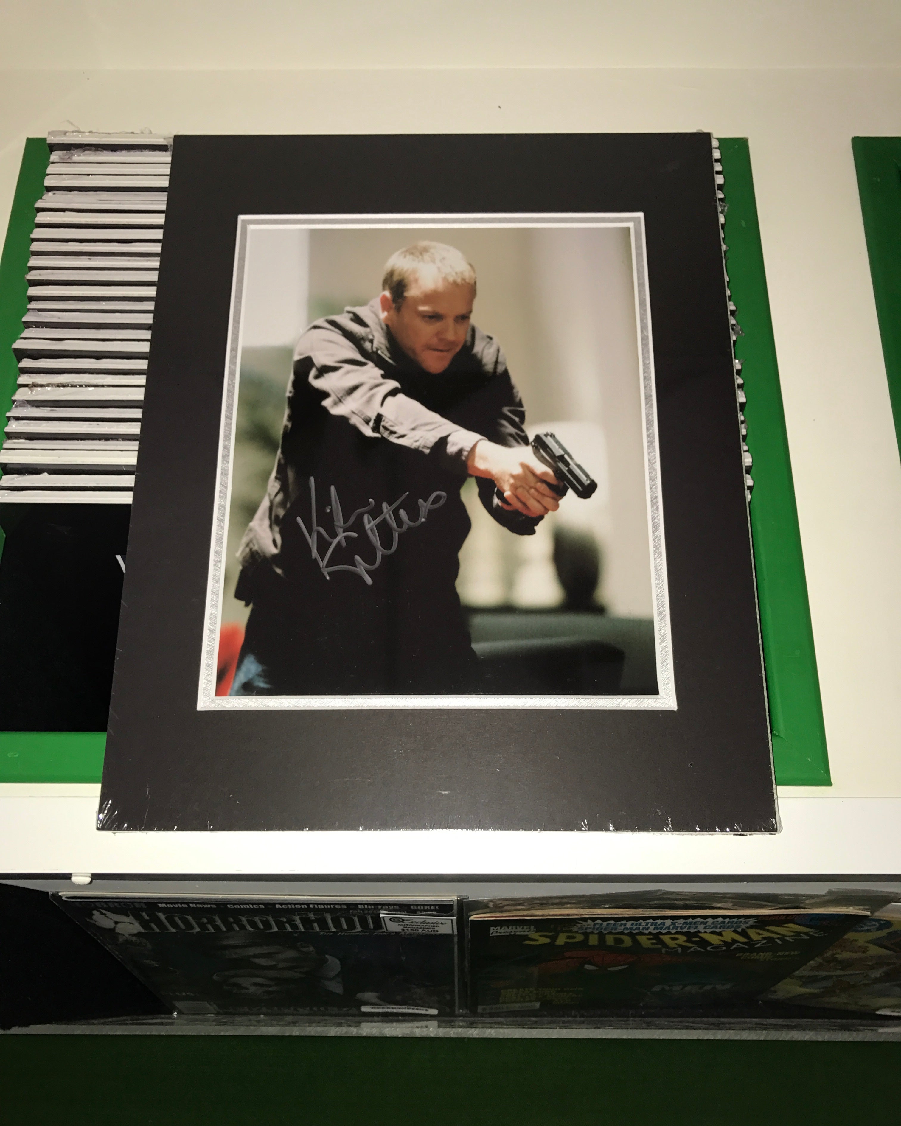 Kiefer Sutherland Autograph | 24