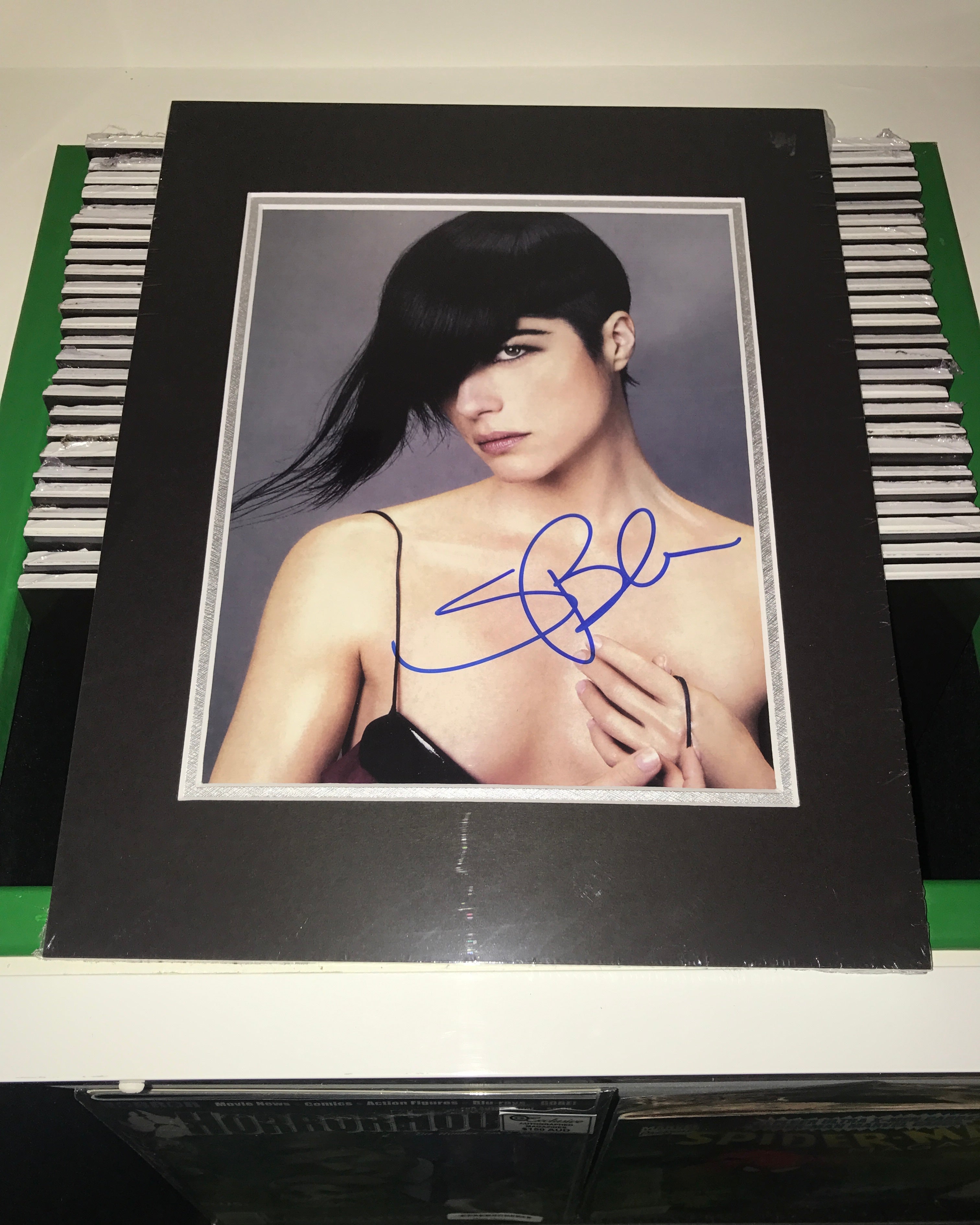 Selma Blair Autograph | Hellboy II: The Golden Army