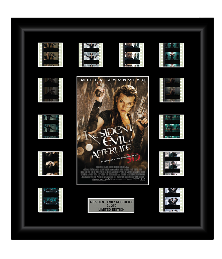 Resident Evil: Afterlife (2010) - 12 Cell Display