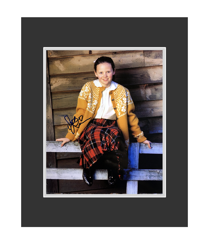 Sarah Ramos | Autographed 8x10 Photo
